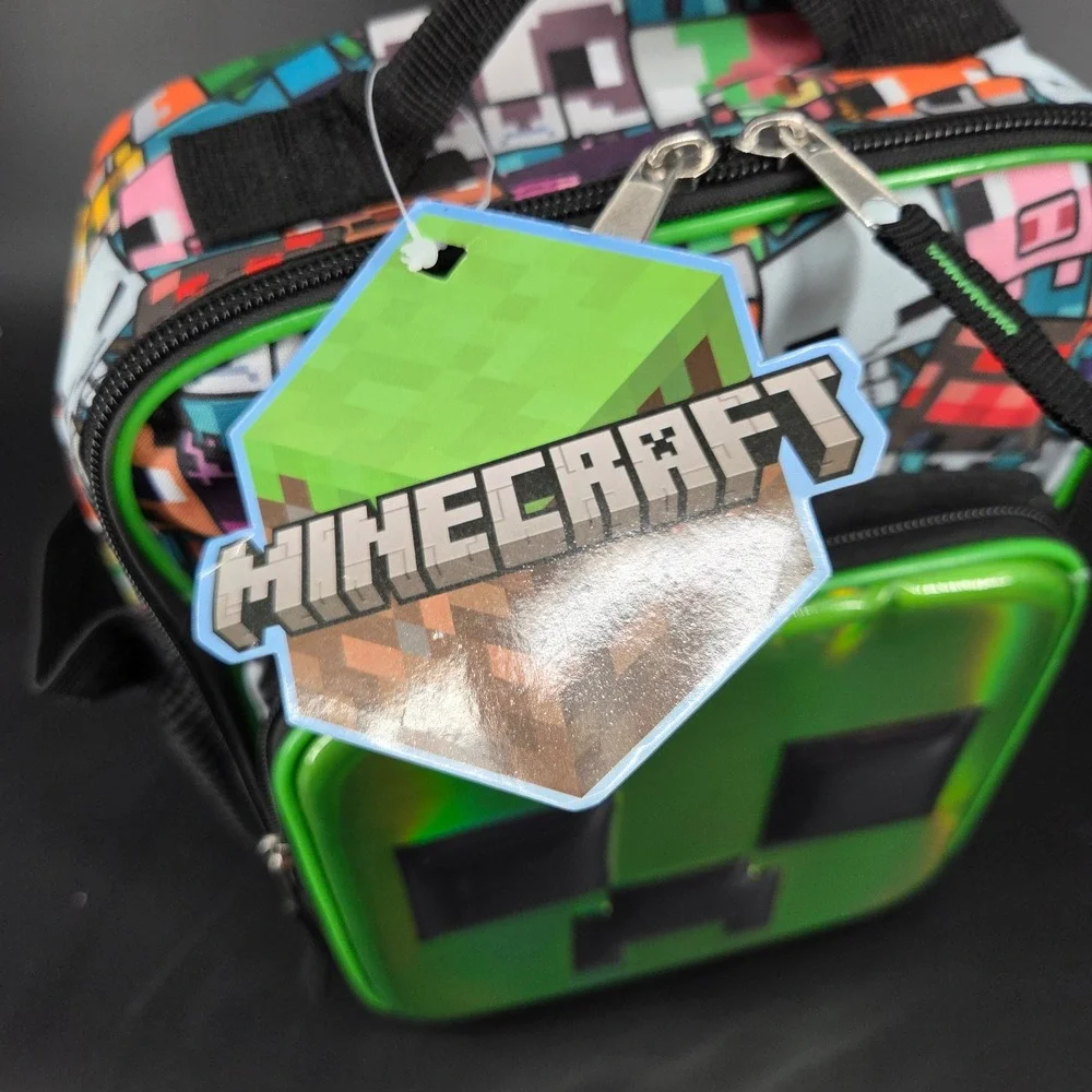 Minecraft Creeper 3D Molded Iridescent Insulated Lunch Box Green Black NWT